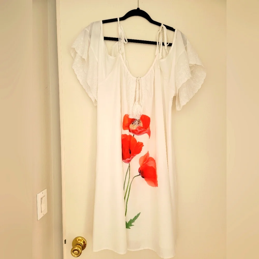 XL beachy flowy white mini dress with cold shoulder sleeves. Poppy flower print. - Picture 2 of 3